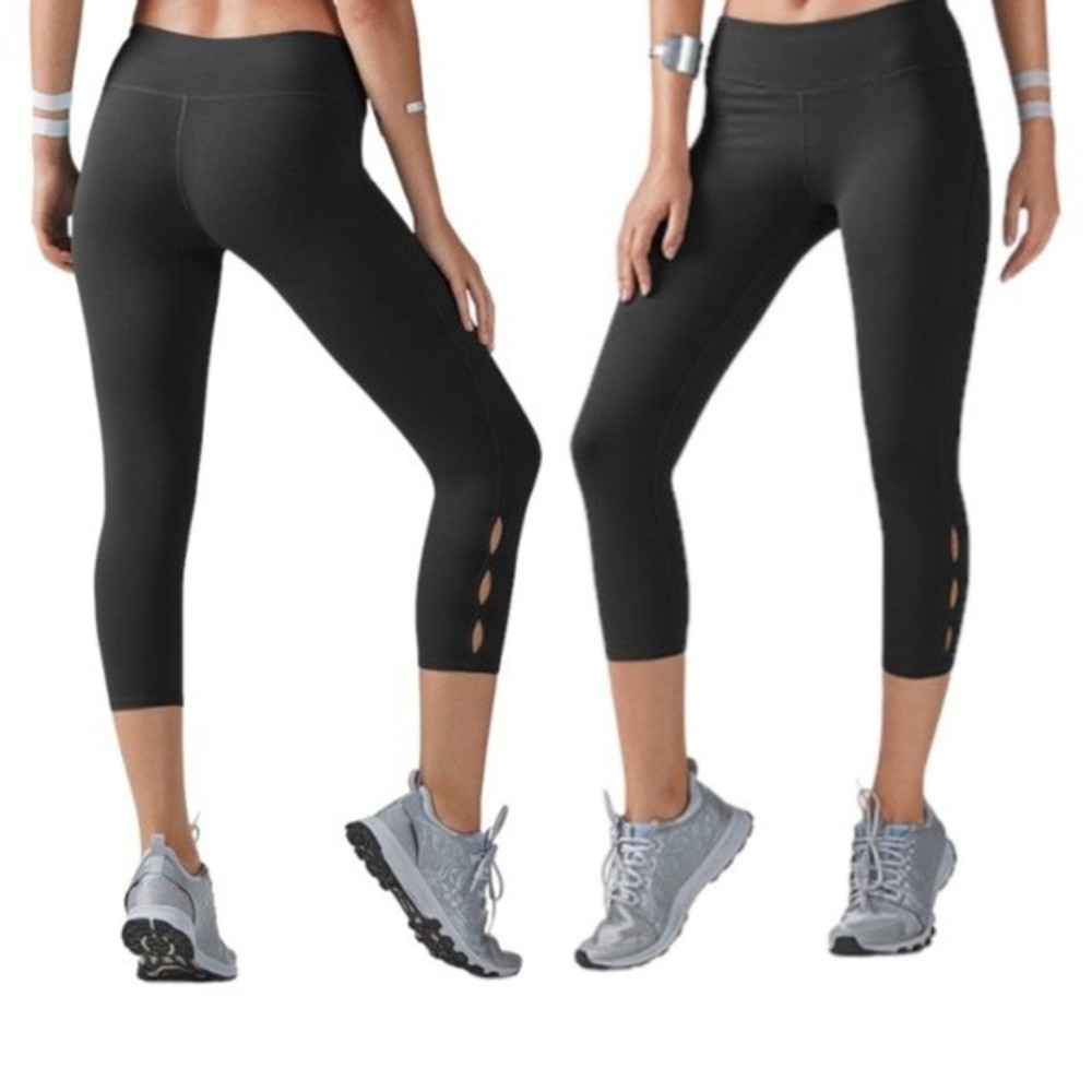 Fabletics Leggings Black Cutout Cropped outer button leg size S